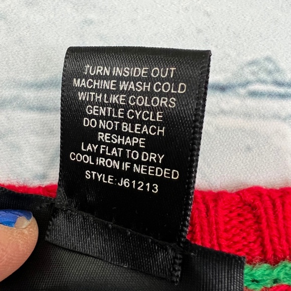 🎄Like New |•LOVE ALWAYS•| Darling Christmas Dress in a Christmas Dress - Picture 7 of 8